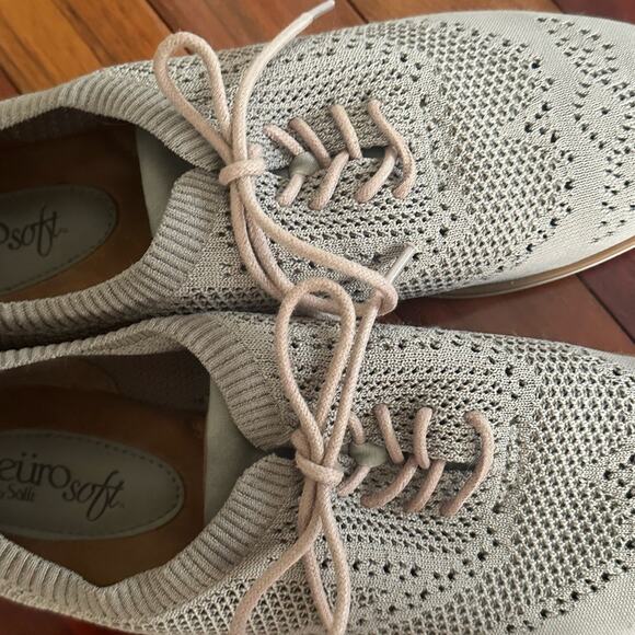 Eurosoft Virida Oxford Shoes Tan Comfort Preppy Outdoor Perforated Size 11M - Picture 3 of 7